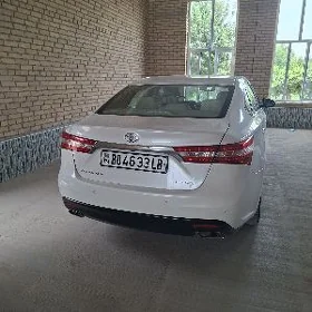 Toyota Avalon 2015