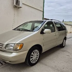 Toyota Sienna 2000