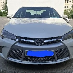 Toyota Camry 2017