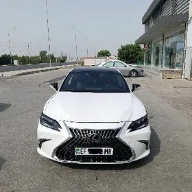 Lexus ES 350 2019