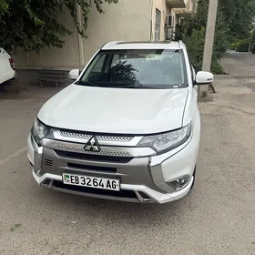 Mitsubishi Outlander 2022