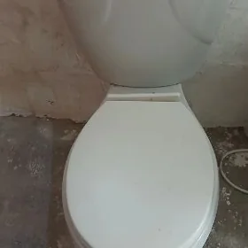 Unitaz Tuwalet