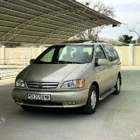 Toyota Sienna 2002