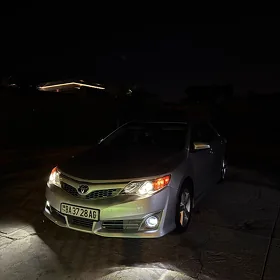 Toyota Camry 2013