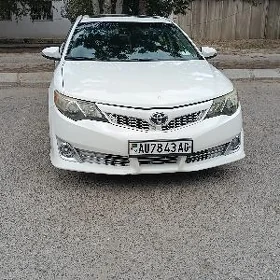 Toyota Camry 2012