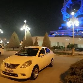 Nissan Versa 2013
