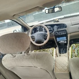 Nissan Altima 2000