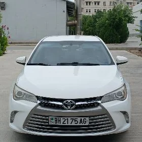 Toyota Camry 2016