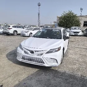 Toyota Camry 2022