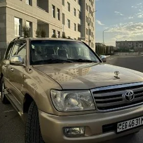 Toyota Land Cruiser 2003