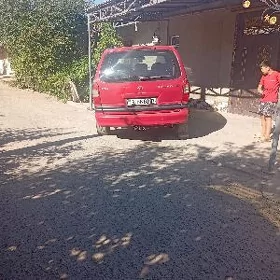 Opel Sintra 1997