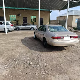 Toyota Camry 1997