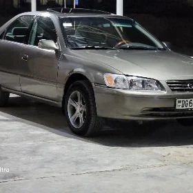 Toyota Camry 2000