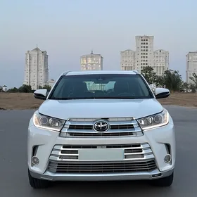 Toyota Highlander 2019