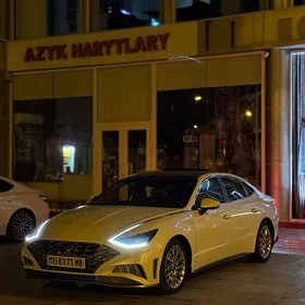 Hyundai Sonata 2021