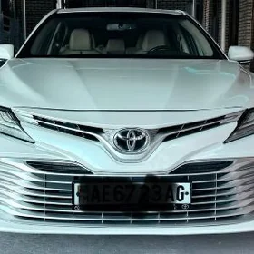 Toyota Camry 2020