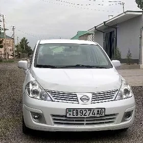 Nissan Versa 2009