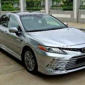 Toyota Camry 2020