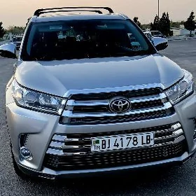 Toyota Highlander 2017