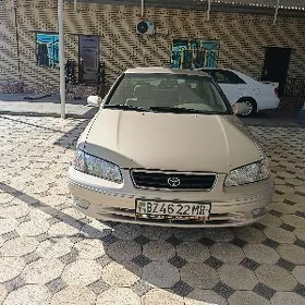 Toyota Camry 2001