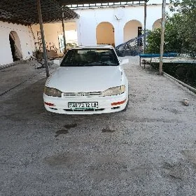 Toyota Camry 1993
