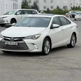 Toyota Camry 2017