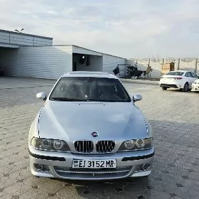 BMW E39 2003