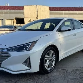 Hyundai Elantra 2020