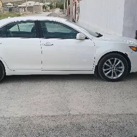 Toyota Camry 2011