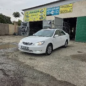 Toyota Camry 2005