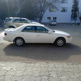 Toyota Camry 1999