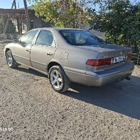 Toyota Camry 2000