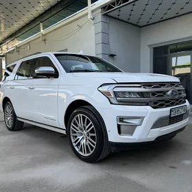 Ford Expedition 2023