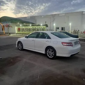 Toyota Camry 2010