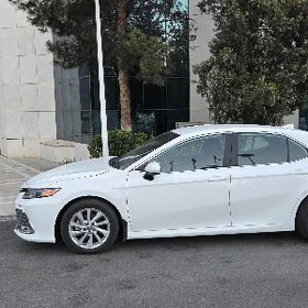 Toyota Camry 2023
