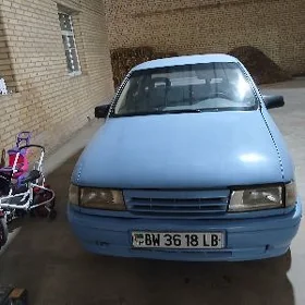 Opel Vectra 1989