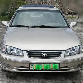 Toyota Camry 1998