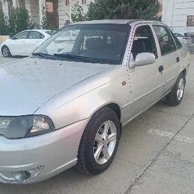 Daewoo Nexia 2011