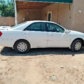 Toyota Camry 2003