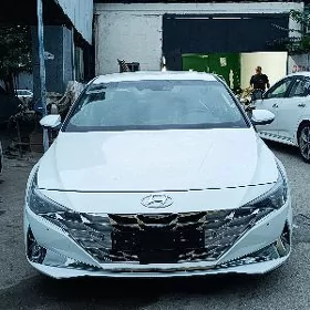 Hyundai Elantra 2021