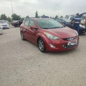 Hyundai Elantra 2013