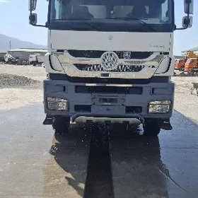 Mercedes-Benz ACTROS 3331 2012