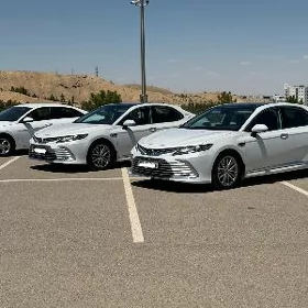Toyota Camry 2023