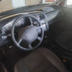 Infiniti G20 1999