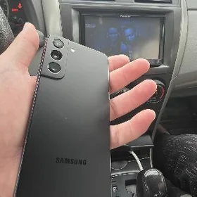 Samsung s22 8/128