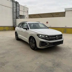 Volkswagen Touareg 2025