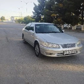 Toyota Camry 2001