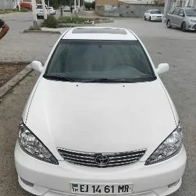 Toyota Camry 2005