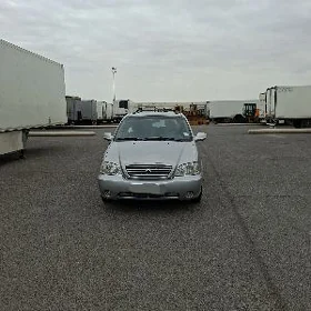 Kia Carnival 2004