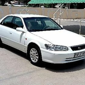 Toyota Camry 2001